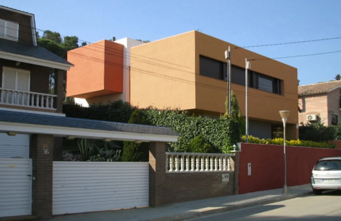 Habitatge unifamiliar aïllat Terrassa ae5 arquitectes