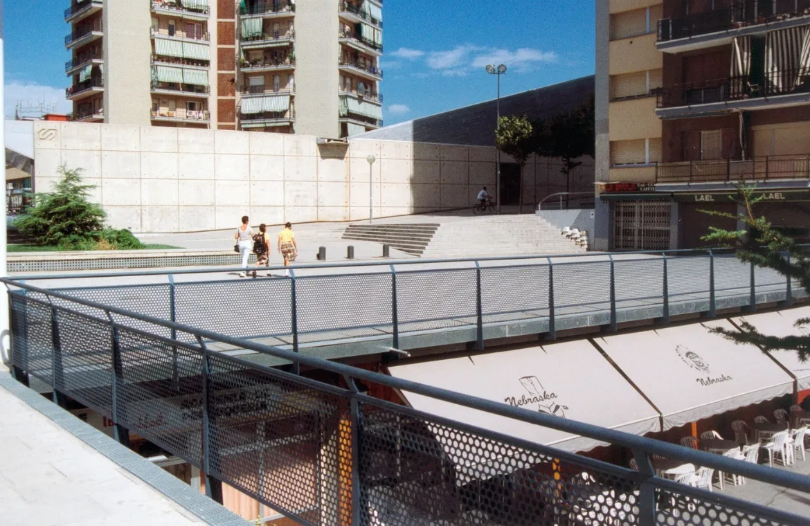 Plaça La Constitució a Rubí. ae5 arquitectes