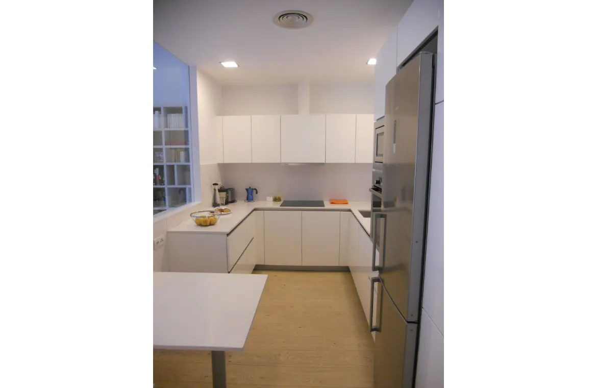 Reforma interior d’habitatge carrer Torrent de l’Olla de Barcelona. ae5 arquitectes