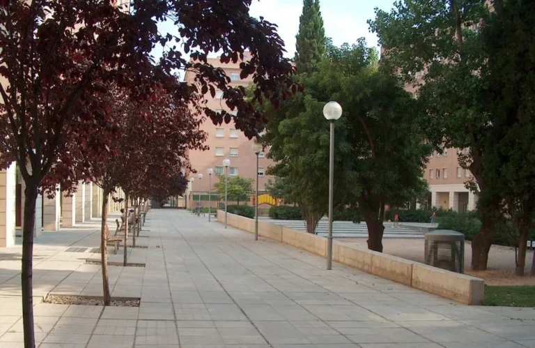 Urbanització 3 interiors d’illa · Barcelona