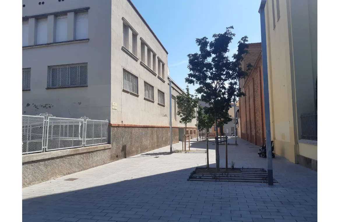 Urbanització carrer Montllor i Pujal. ae5 arquitectes